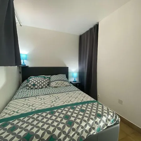 Mezzanine A 50m De La Plage, 5 Couchages, Parking - Fr-1-226-490 *